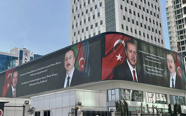 Bu gün Ankara… — Foto