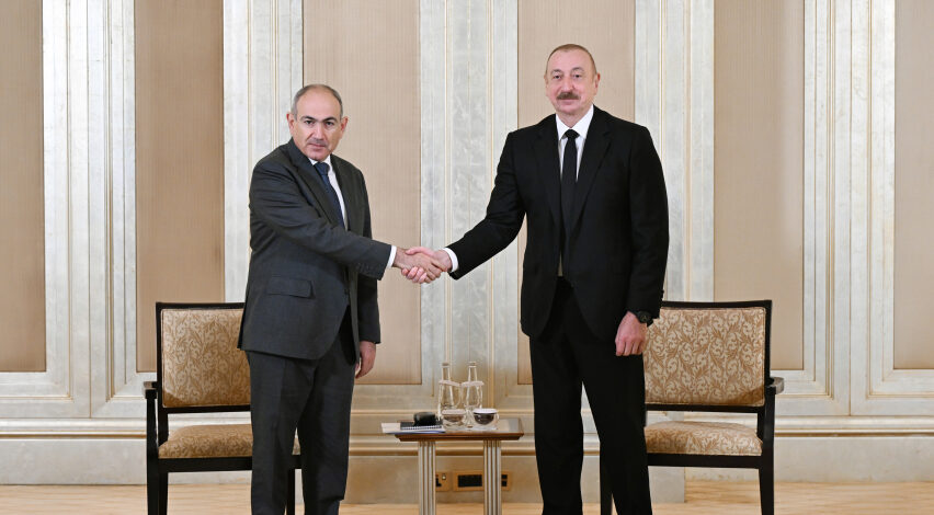 Əbu-Dabidə Azərbaycan Prezidenti İlham Əliyevin Ermənistanın Baş naziri Nikol Paşinyanla görüşü keçirilib