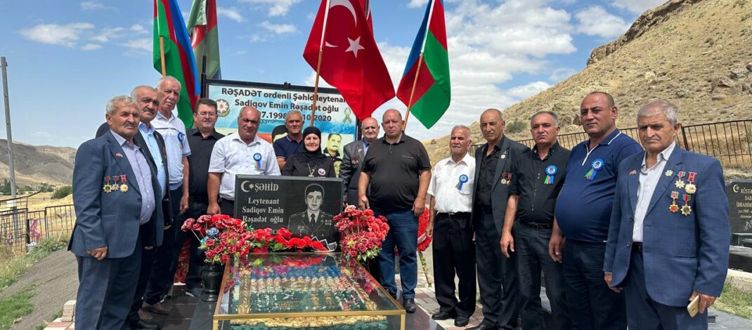 AVMVİB Naxçıvan MR Təşkilatı şəhidlərin məzarını ziyarət edib