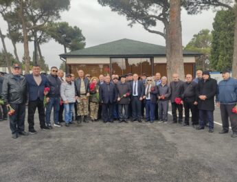 AVMVİB rəhbərliyi Anım Günü ilə əlaqədar şəhidlərimizi ziyarət etdi
